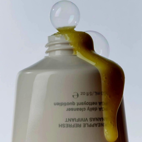 RHODE Pineapple Refresh Daily Cleanser