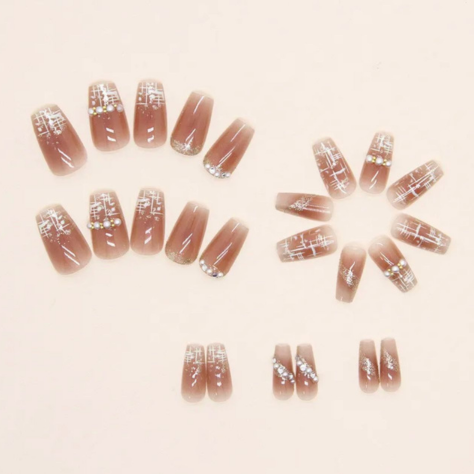 24Pcs | Crystal Pearl Fake Nails | Stylish & Wearable