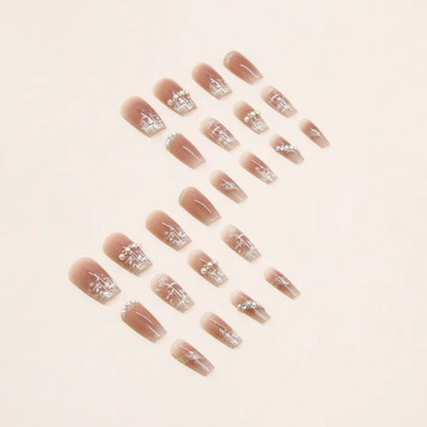 24Pcs | Crystal Pearl Fake Nails | Stylish & Wearable