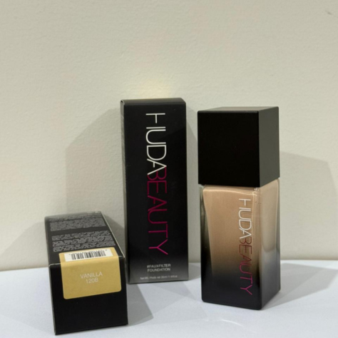 Huda Beauty | Faux Filter Foundation