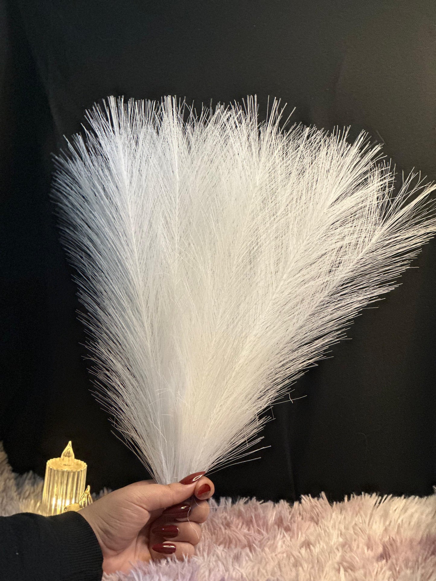 5/10pcs Artificial Pampas Grass – Elegant Home & Event Decor in Pakistan